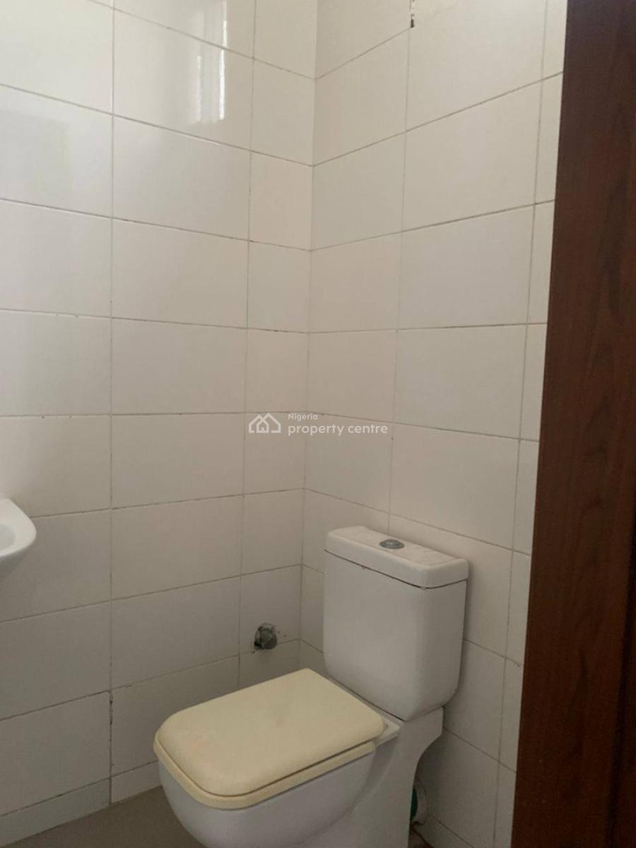 3 Bedroom Apartment  with Ample Parking Space, Ibeju Lekki, Lagos, Flat / Apartment for Rent
