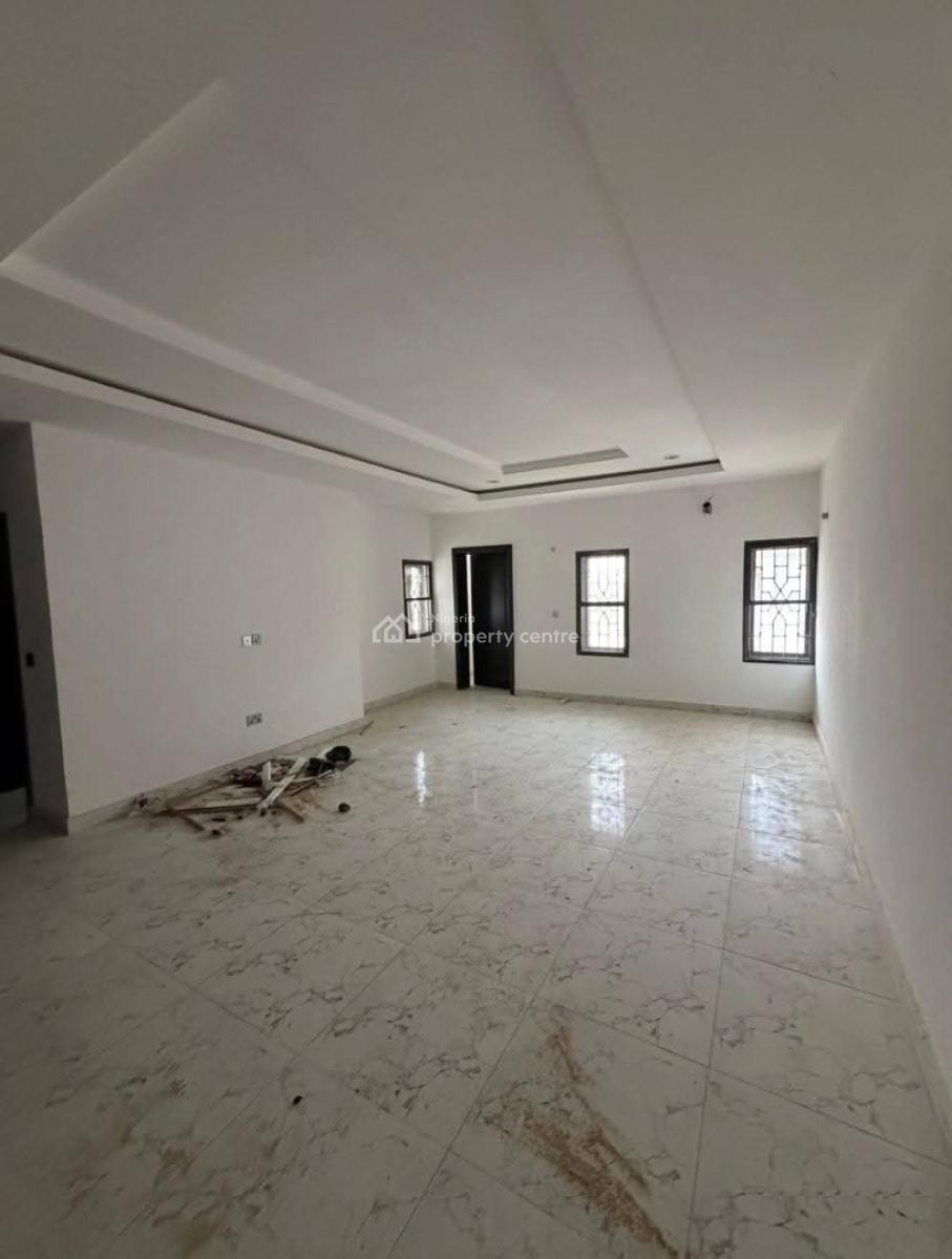 4-bedroom Terrace Duplex with Bq, Guzape District, Abuja, Terraced Duplex for Sale