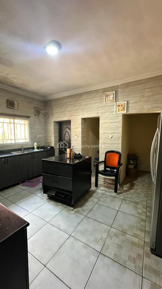 5 Bedroom Semi Detached Duplex, 6th Avenue, Gwarinpa, Abuja, Semi-detached Duplex for Sale