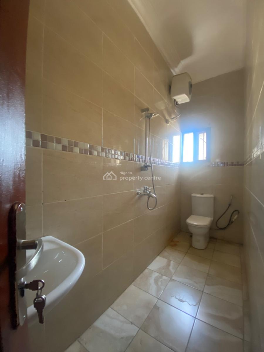 Well-ventilated 4-bedroom Semi-detached Duplex with Bq, Marwa, Lekki, Lagos, Semi-detached Duplex for Rent