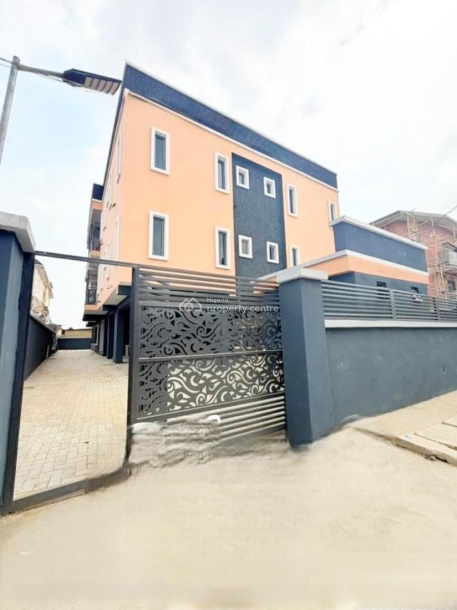 3 Bedroom Apartment, Gbagada, Lagos, Block of Flats for Sale
