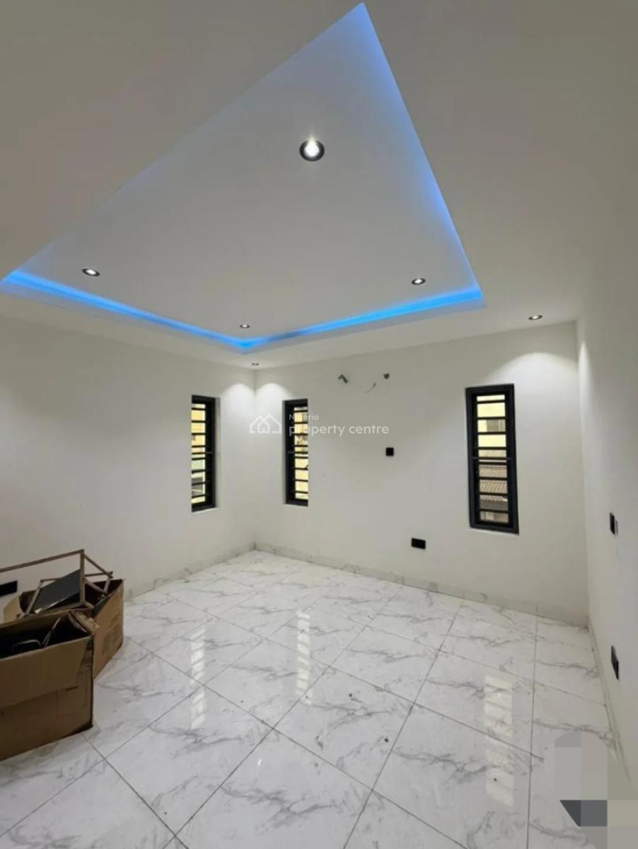 3 Bedroom Apartment, Gbagada, Lagos, Block of Flats for Sale