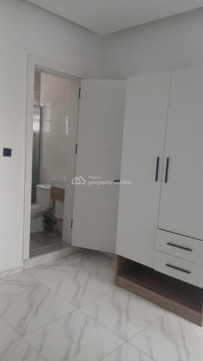 Clean 3 Bedroom Terrace with Bq, and Swimming Pool, Ajah, Lagos, Flat / Apartment for Rent