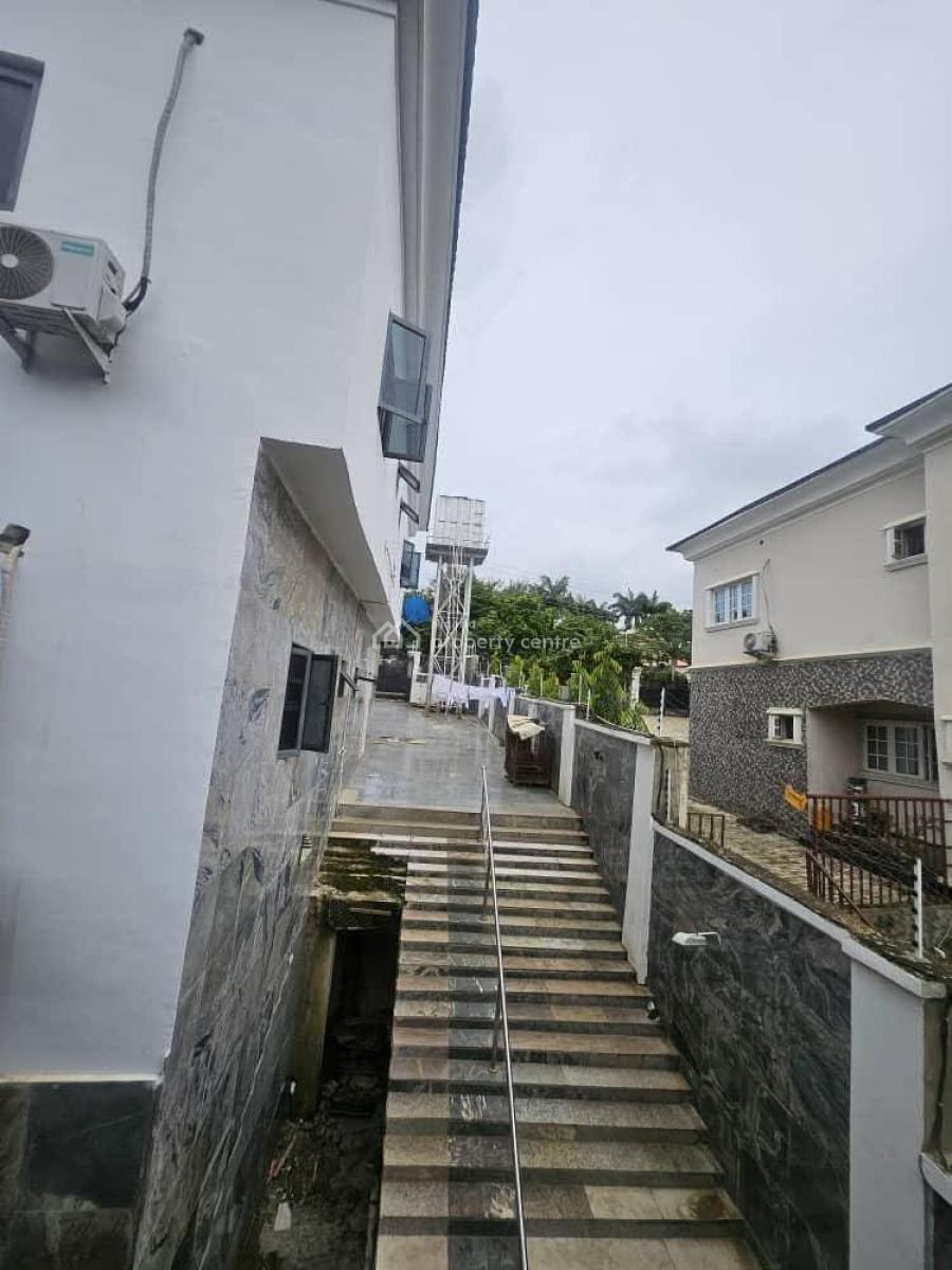 16 Rooms Semi Detached Duplex, 7th Avenue, Gwarinpa, Abuja, Semi-detached Duplex for Sale