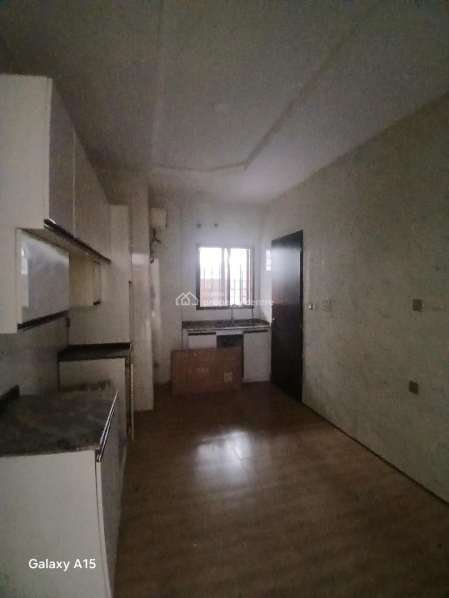 Well Built 3 Bedrooms Flat., Jahi, Abuja, Flat / Apartment for Rent
