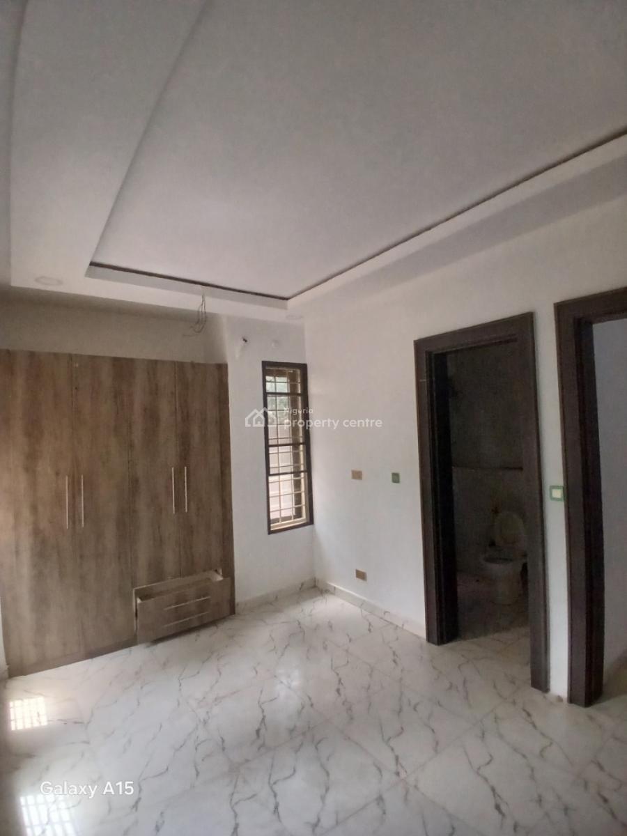Well Built 3 Bedrooms Flat., Jahi, Abuja, Flat / Apartment for Rent