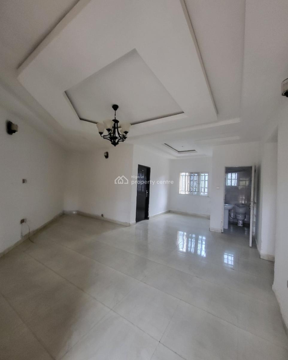 Luxurious Massive 2bedroom Flat, By Peace Max Transport, Utako, Abuja, Flat / Apartment for Rent