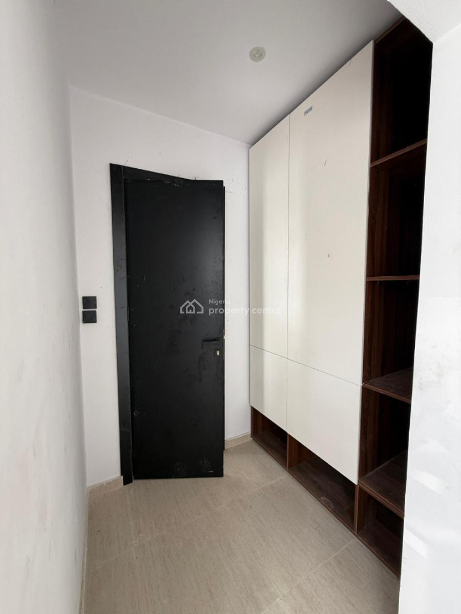 Direct 3bedroom Maisonnette Apartment with Bq, Freedow Way Lekki Phase 1, Lekki, Lagos, House for Rent