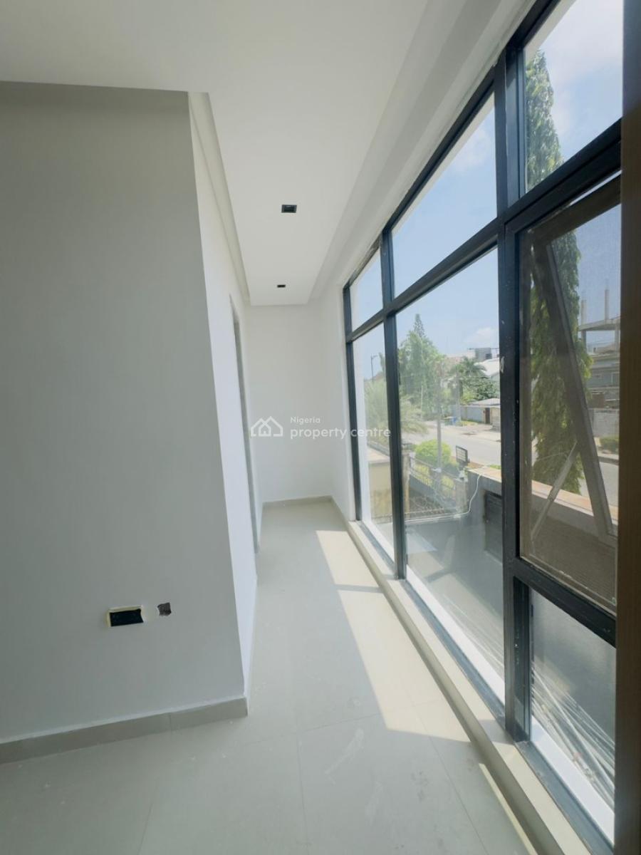Brand New 2 Bedroom Apartment with Lift, Pool, Gym & Rooftop Lounge, Lekki Phase 1, Lekki, Lagos, Flat / Apartment for Sale