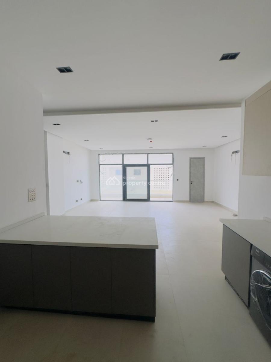 Brand New 2 Bedroom Apartment with Lift, Pool, Gym & Rooftop Lounge, Lekki Phase 1, Lekki, Lagos, Flat / Apartment for Sale