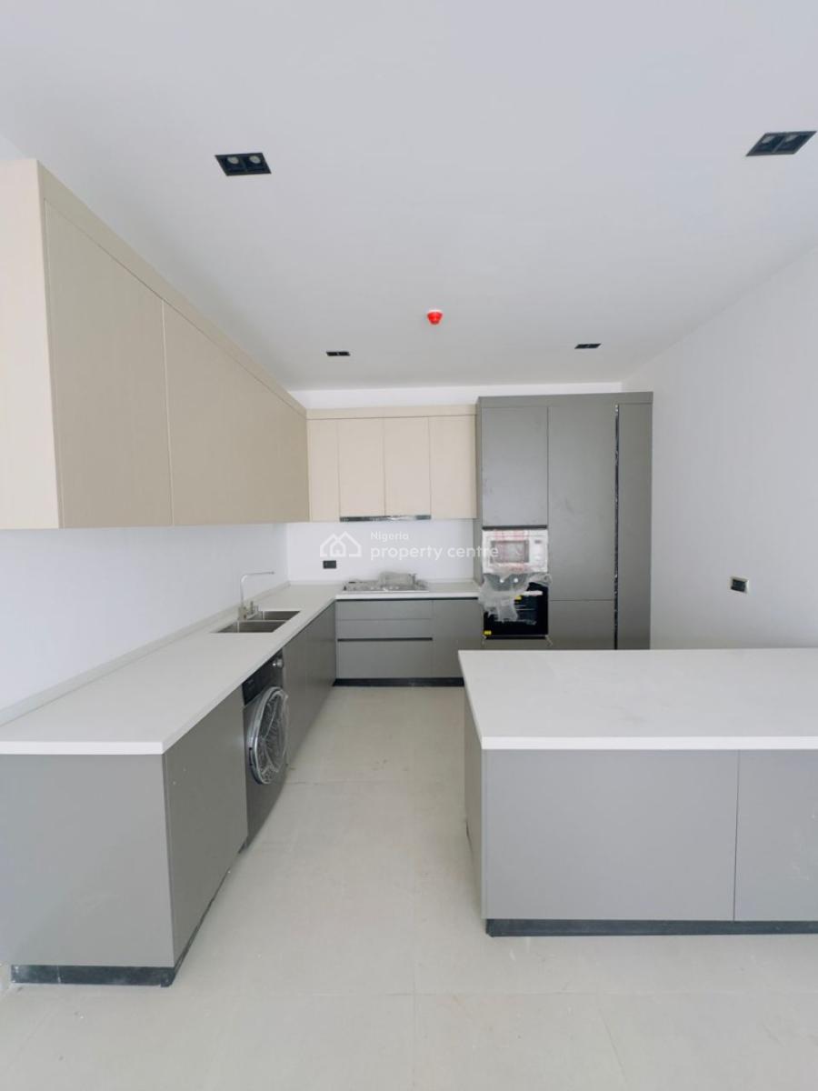 Brand New 2 Bedroom Apartment with Lift, Pool, Gym & Rooftop Lounge, Lekki Phase 1, Lekki, Lagos, Flat / Apartment for Sale