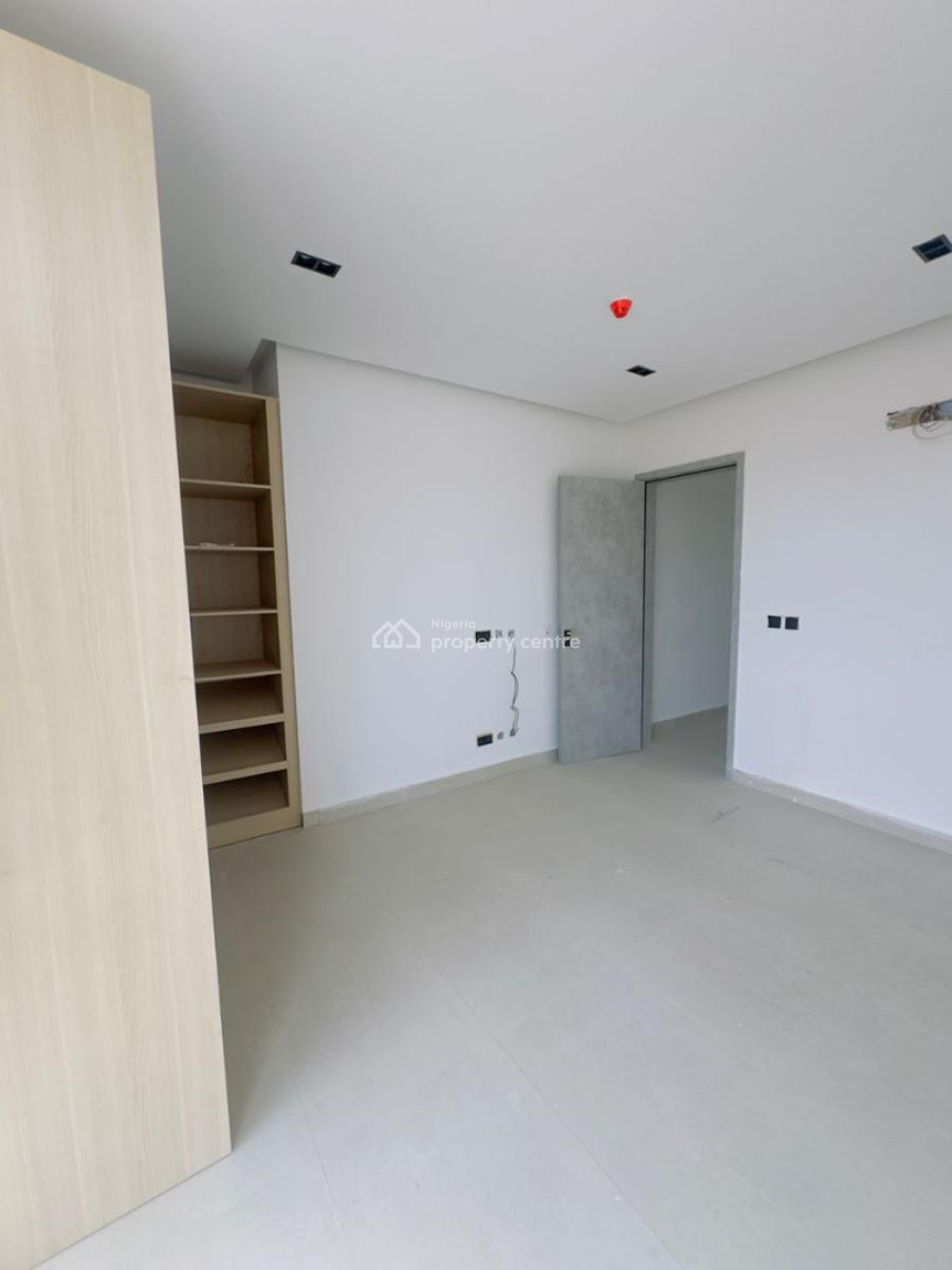 Brand New 3 Bedroom Apartment with Lift, Pool, Gym & Rooftop Lounge, Lekki Phase 1, Lekki, Lagos, Flat / Apartment for Sale