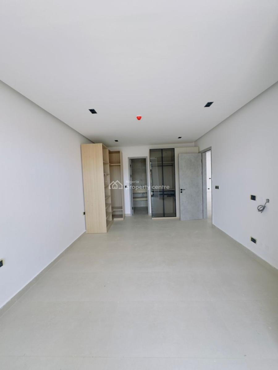 Brand New 3 Bedroom Apartment with Lift, Pool, Gym & Rooftop Lounge, Lekki Phase 1, Lekki, Lagos, Flat / Apartment for Sale