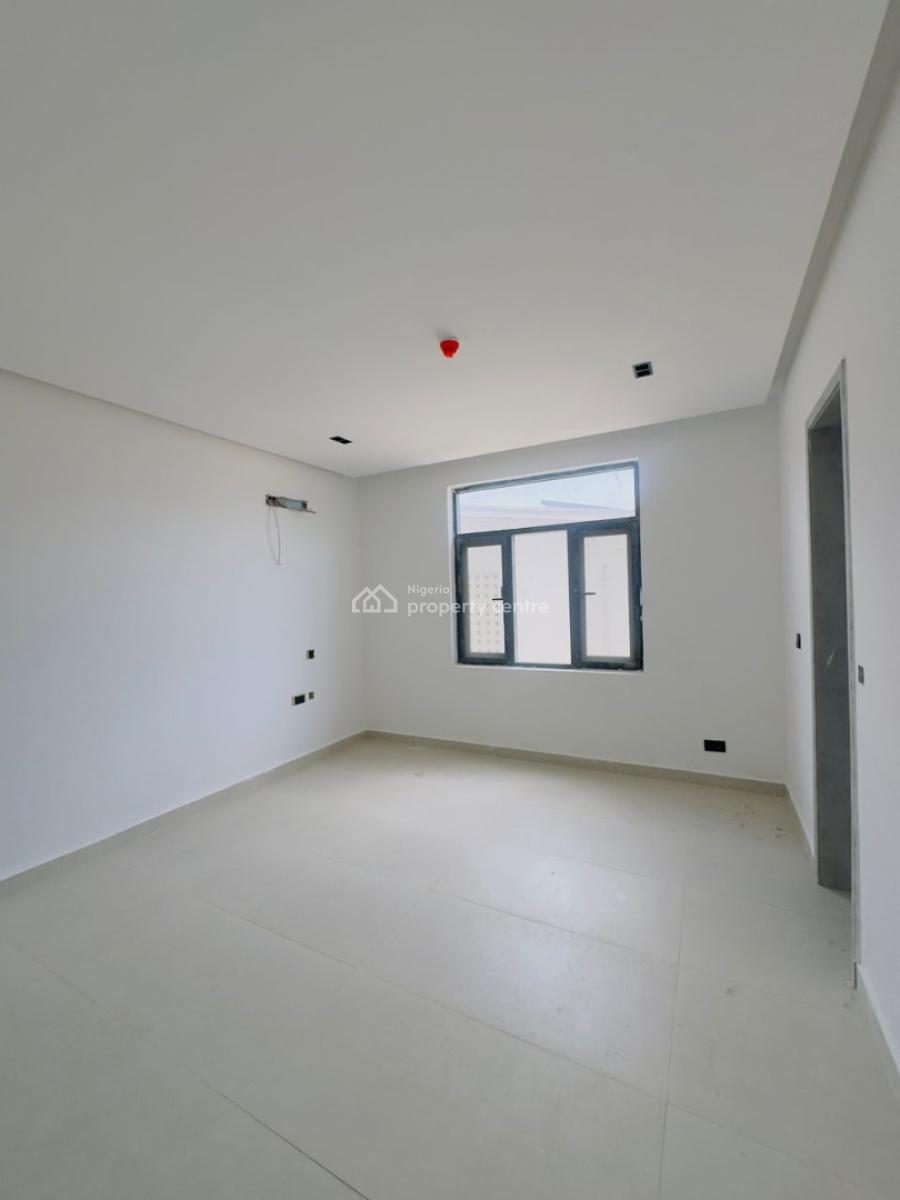 Brand New 3 Bedroom Apartment with Lift, Pool, Gym & Rooftop Lounge, Lekki Phase 1, Lekki, Lagos, Flat / Apartment for Sale