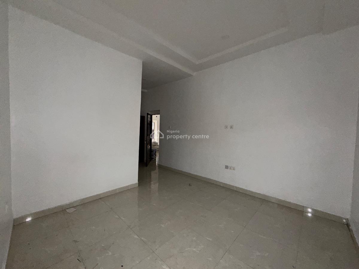 Lovely 2 Bedroom Flat on The First Floor, Gilmore, Jahi, Abuja, Flat / Apartment for Rent