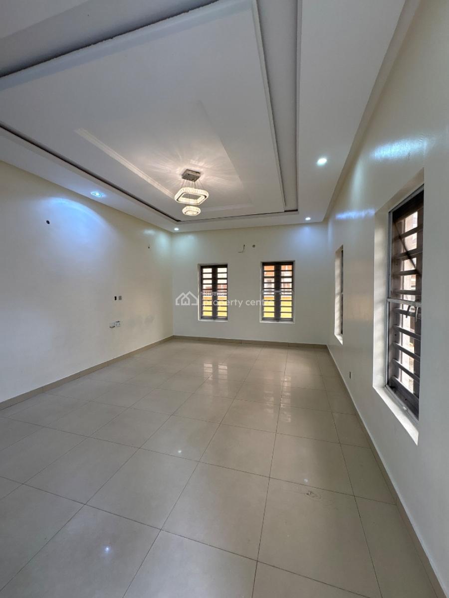 5 Bedroom Fully Detached House with Bq, Spg Road, Ologolo, Lekki, Lagos, Detached Duplex for Rent