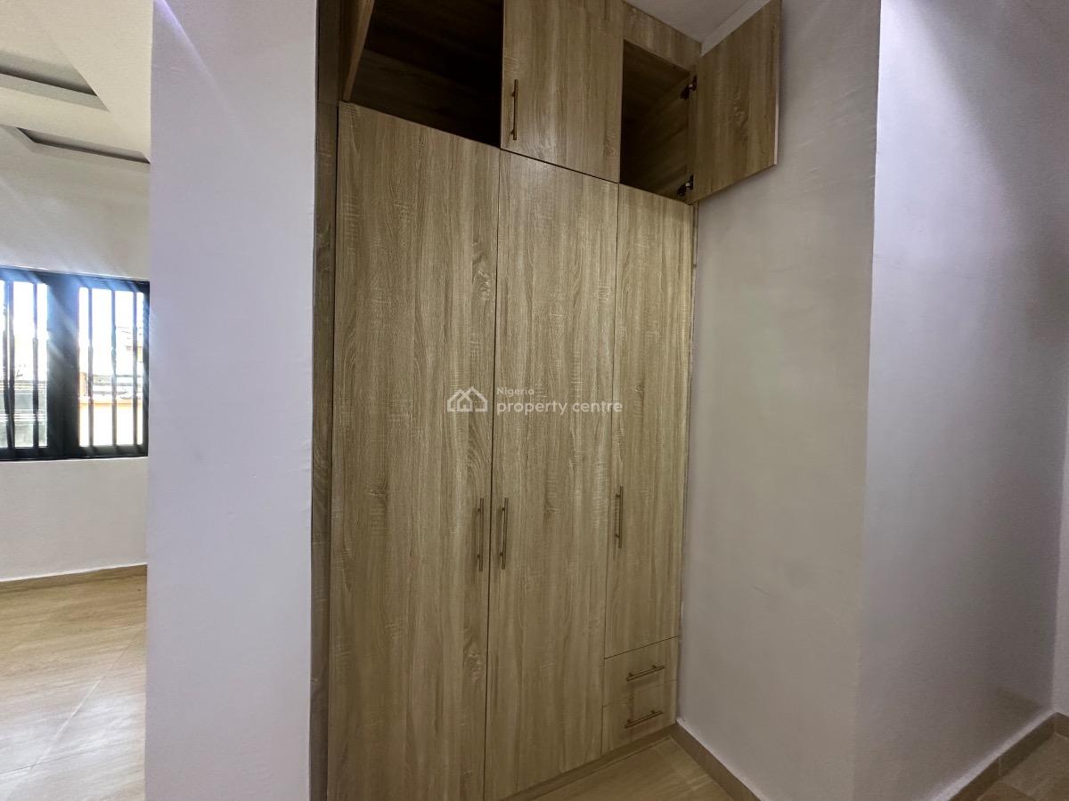 3 Bedroom Apartment Available, Lekki Phase 1, Lekki, Lagos, Flat / Apartment for Rent