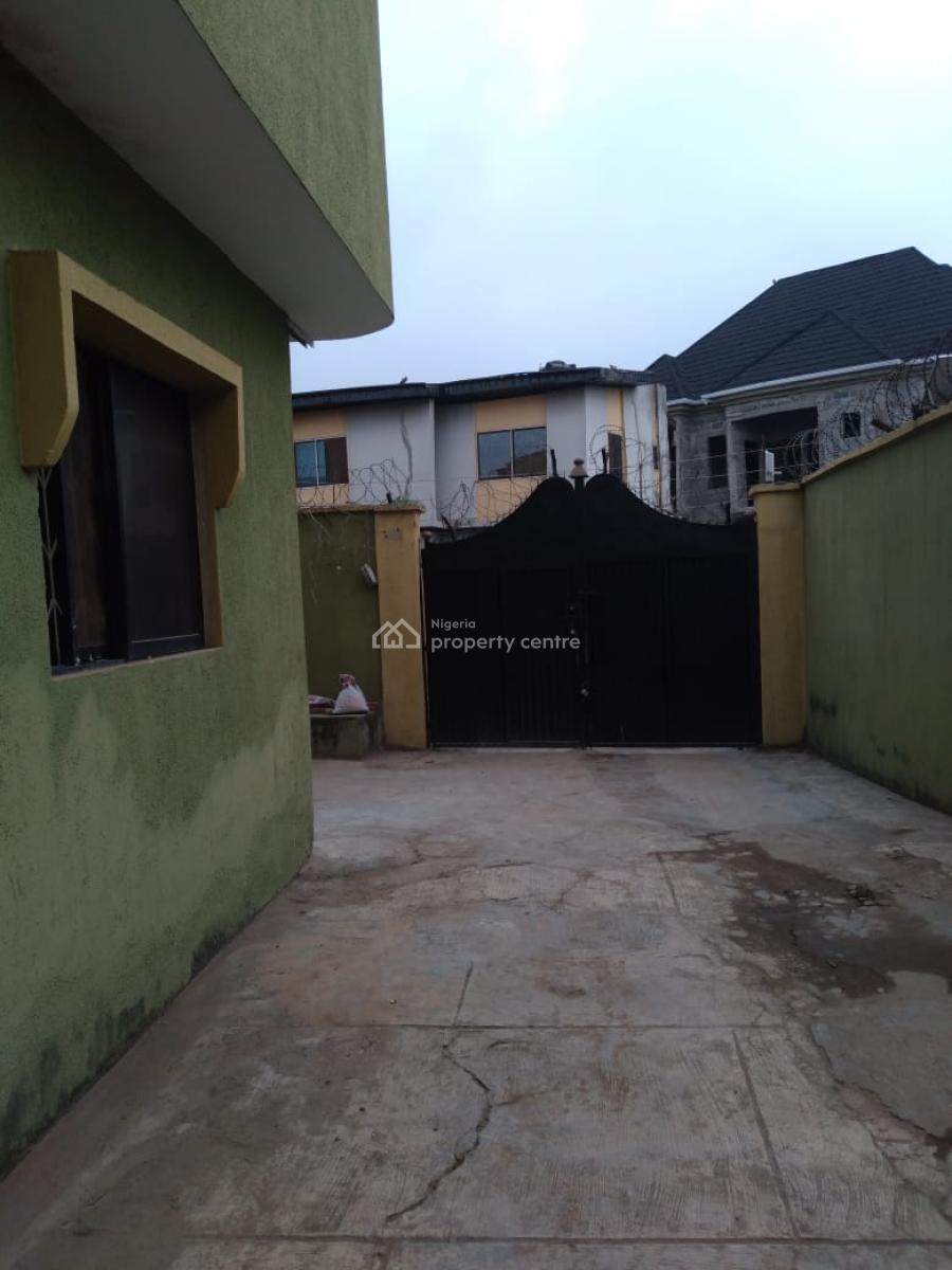Very Big and Large Standard 3 Bedroom Flat, Kokumo Road Off Egbeda Iyana Ipaja Road, Alimosho, Lagos, Flat / Apartment for Rent