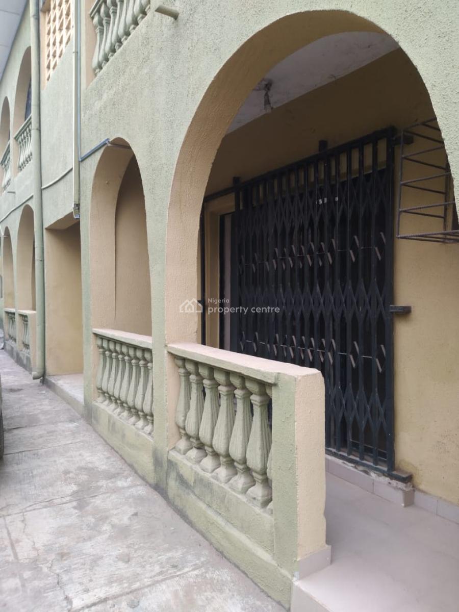 Very Big and Large Standard 3 Bedroom Flat, Kokumo Road Off Egbeda Iyana Ipaja Road, Alimosho, Lagos, Flat / Apartment for Rent