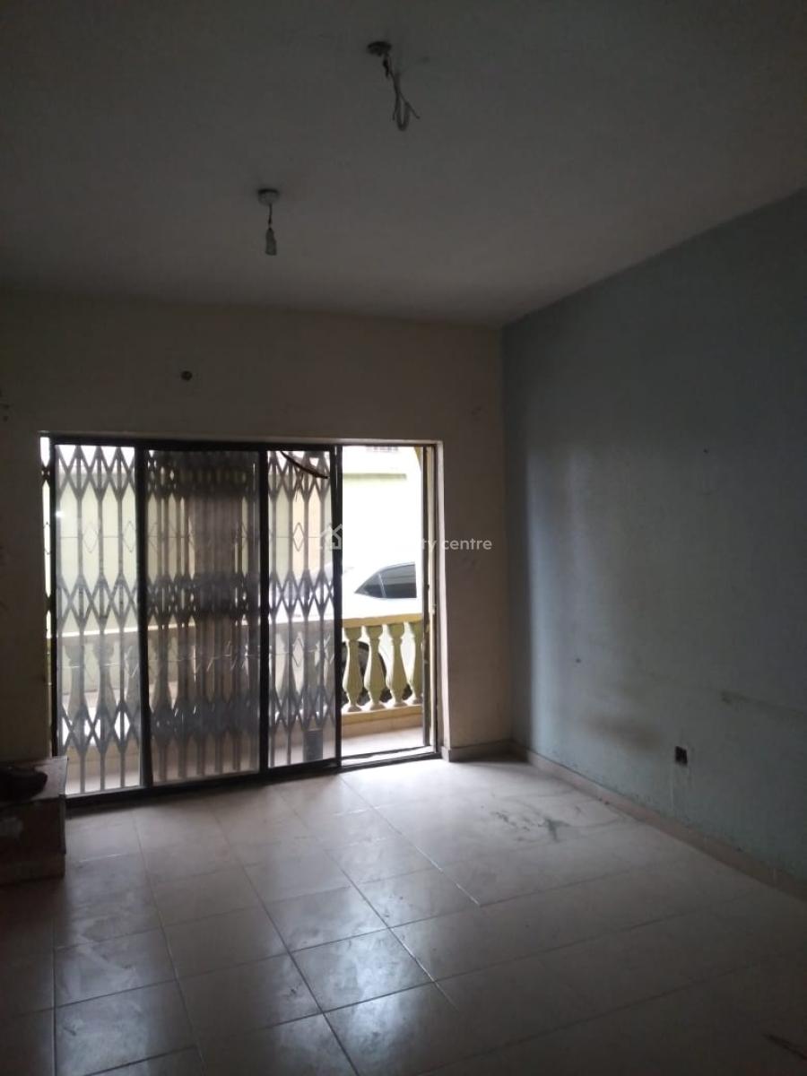 Very Big and Large Standard 3 Bedroom Flat, Kokumo Road Off Egbeda Iyana Ipaja Road, Alimosho, Lagos, Flat / Apartment for Rent