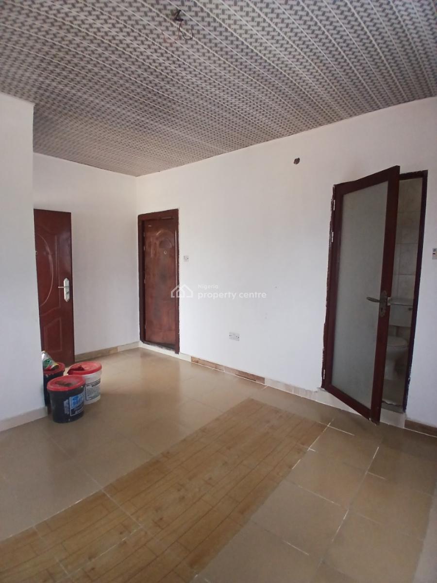 Self-contained, Newtown, Ogombo, Ajah, Lagos, Self Contain (single Rooms) for Rent