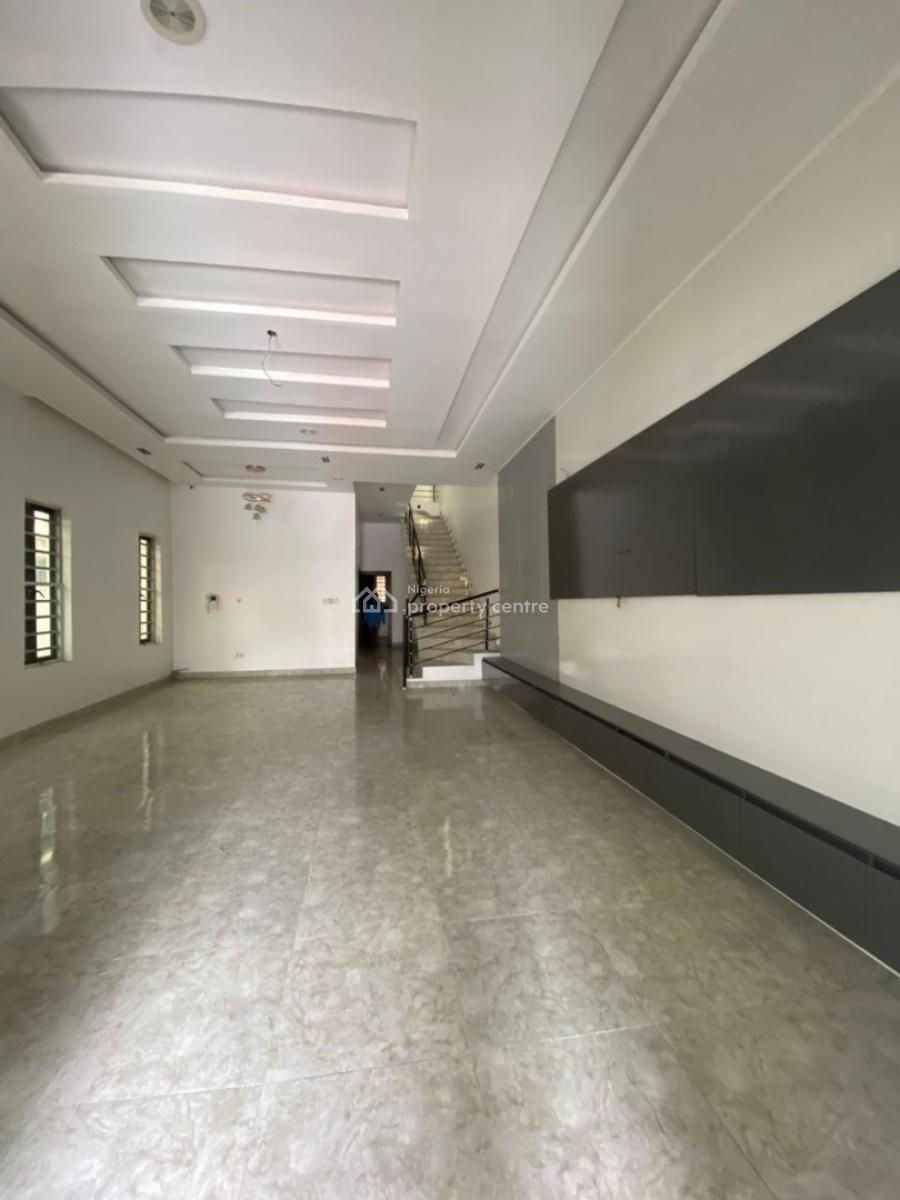 Distress Deal : Spacious 5 Bedroom Fully Detached Duplex, Osapa London, Osapa, Lekki, Lagos, Semi-detached Duplex for Sale