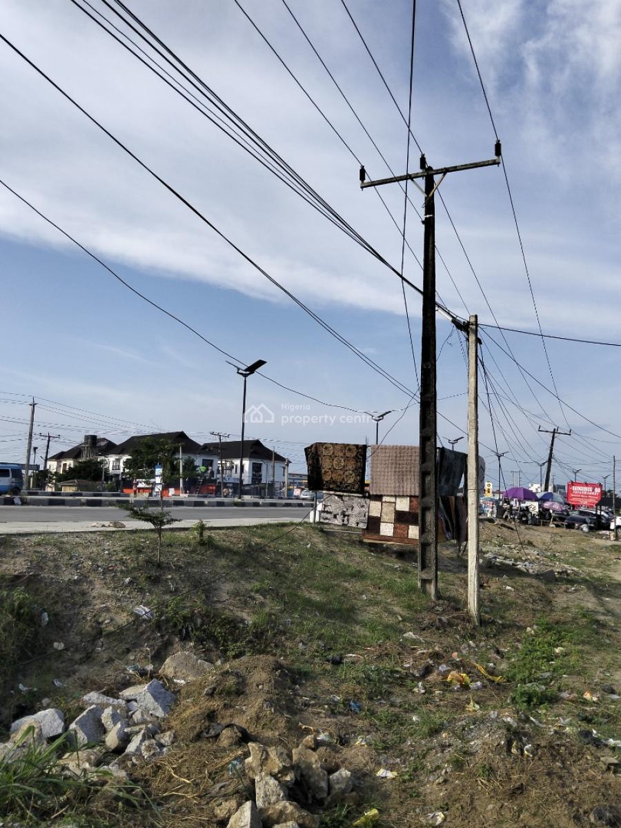 Shop Space Suitable for Commercial, Beside Lagos Business School, Sangotedo, Ajah, Lagos, Plaza / Complex / Mall for Sale