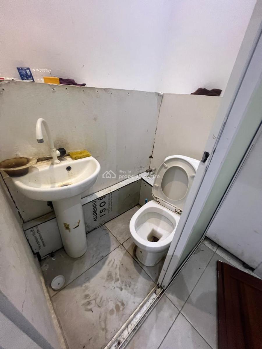 Serviced 2 Bedroom Ground Floor Shop Space, Adebayo Doherty Road, Lekki Phase 1, Lekki, Lagos, Shop for Rent