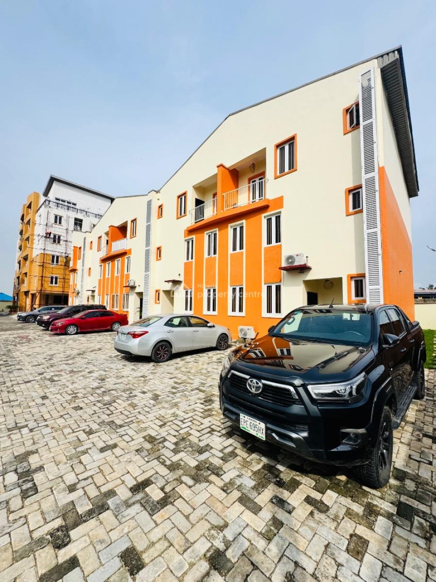 Stunningly Built 4 Bedroom Terrace Duplex with Bq, Yaba, Lagos, Terraced Bungalow for Sale