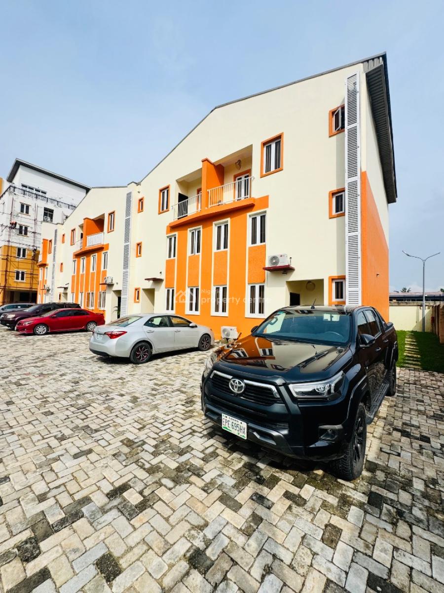 Stunningly Built 4 Bedroom Terrace Duplex with Bq, Yaba, Lagos, Terraced Bungalow for Sale