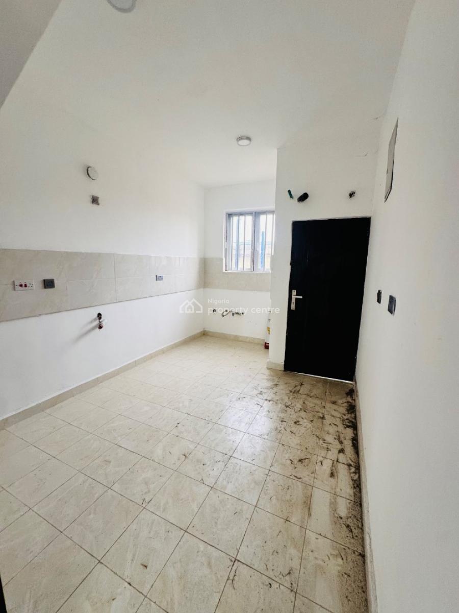 Stunningly Built 4 Bedroom Terrace Duplex with Bq, Yaba, Lagos, Terraced Bungalow for Sale
