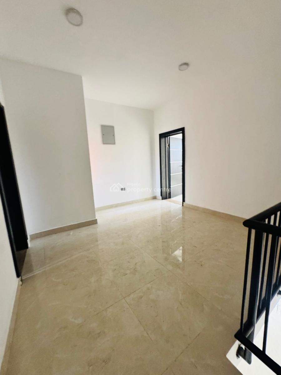 Stunningly Built 4 Bedroom Terrace Duplex with Bq, Yaba, Lagos, Terraced Bungalow for Sale