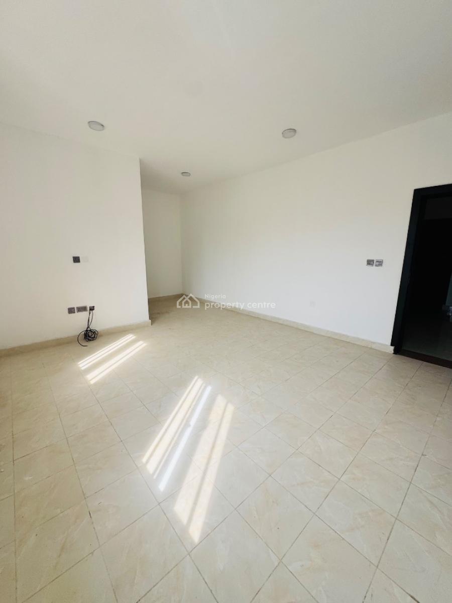 Stunningly Built 4 Bedroom Terrace Duplex with Bq, Yaba, Lagos, Terraced Bungalow for Sale