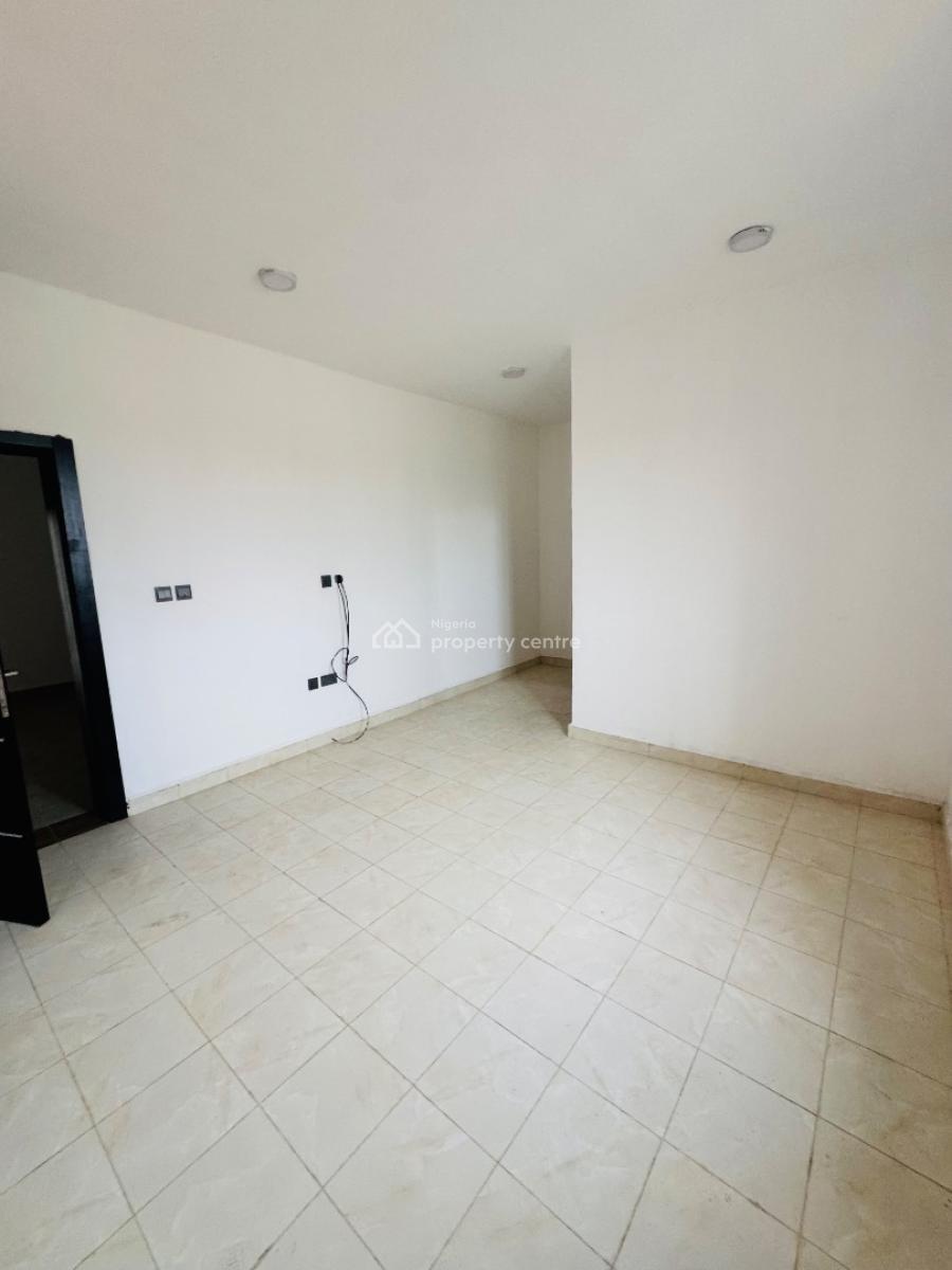 Stunningly Built 4 Bedroom Terrace Duplex with Bq, Yaba, Lagos, Terraced Bungalow for Sale