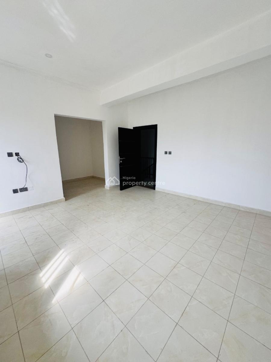 Stunningly Built 4 Bedroom Terrace Duplex with Bq, Yaba, Lagos, Terraced Bungalow for Sale