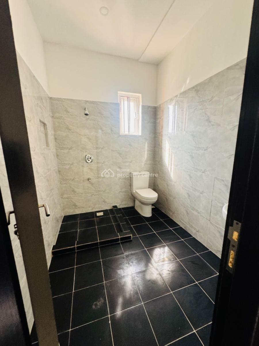 Stunningly Built 4 Bedroom Terrace Duplex with Bq, Yaba, Lagos, Terraced Bungalow for Sale