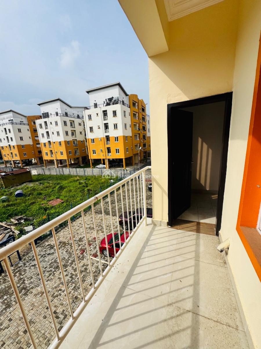 Stunningly Built 4 Bedroom Terrace Duplex with Bq, Yaba, Lagos, Terraced Bungalow for Sale