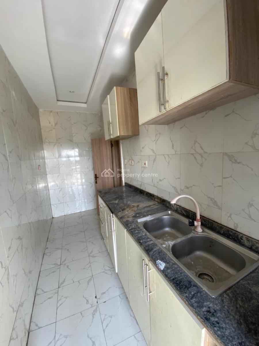 3bedroom Flat for  at Happyland Estate(upstairs), Happy Land Estate, Sangotedo, Ajah, Lagos, Flat / Apartment for Rent