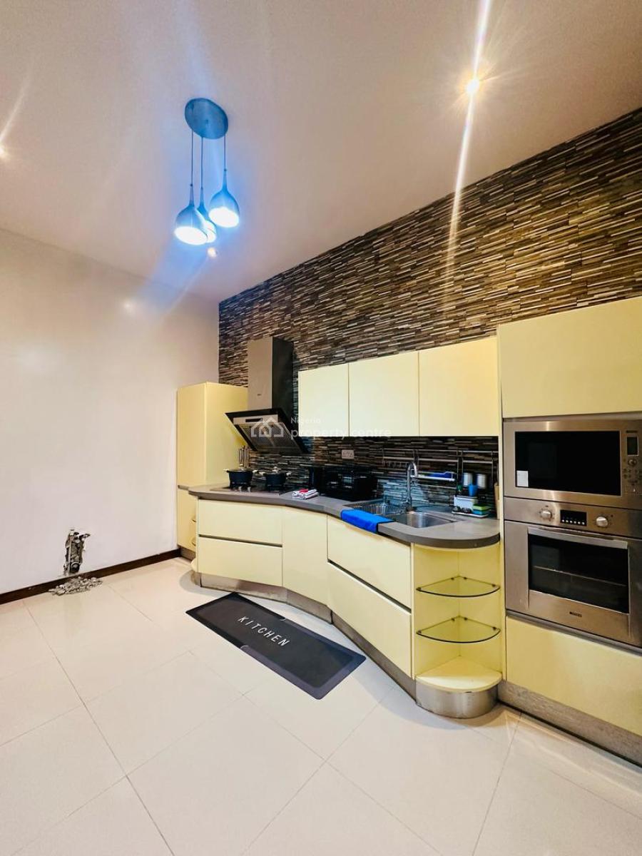 Classy Room and Palour, Victoria Island Extension, Victoria Island (vi), Lagos, Mini Flat (room and Parlour) Short Let