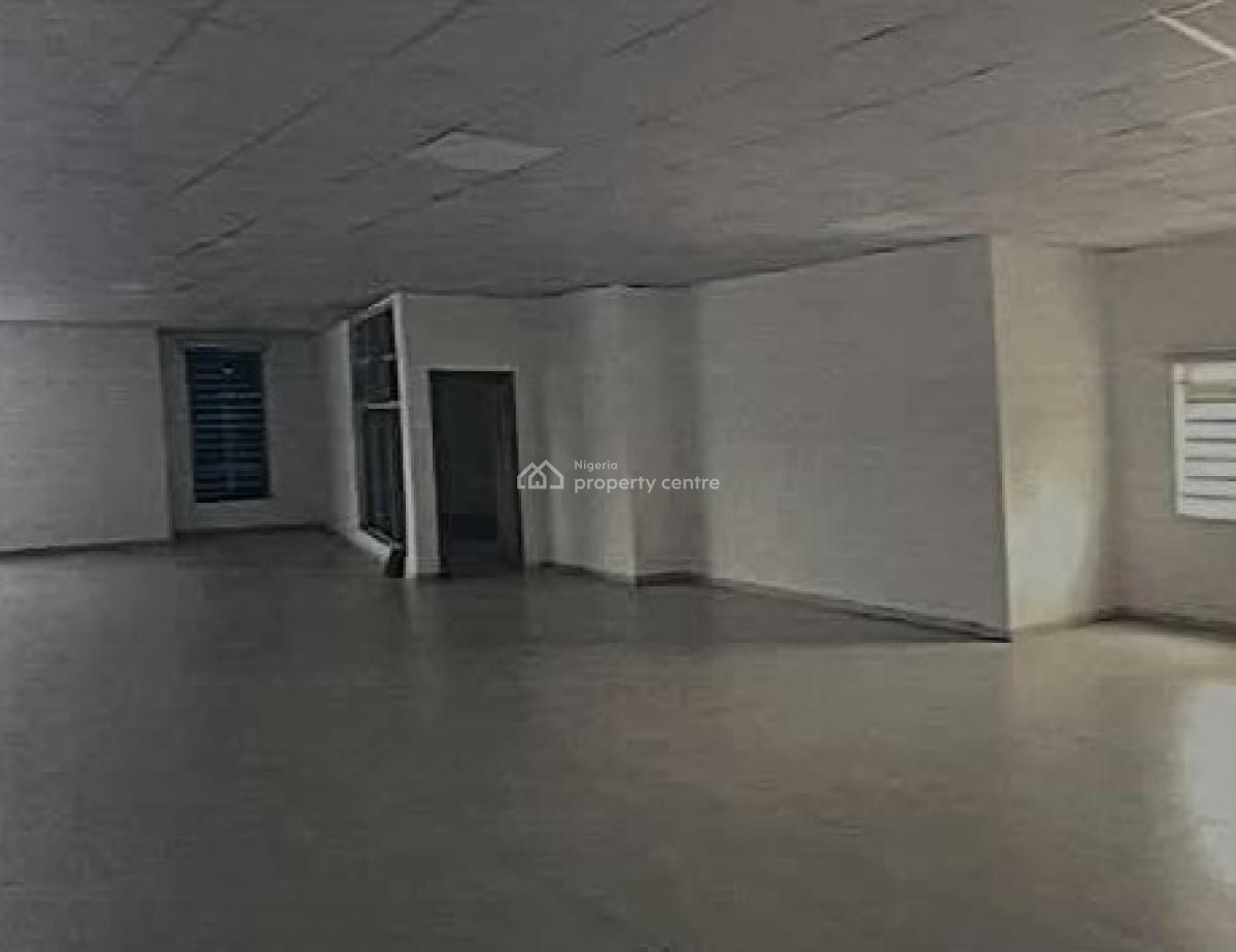 First Floor Office Space Measuring 278.93sqm, Ikorodu Road, Ketu, Lagos, Office Space for Rent