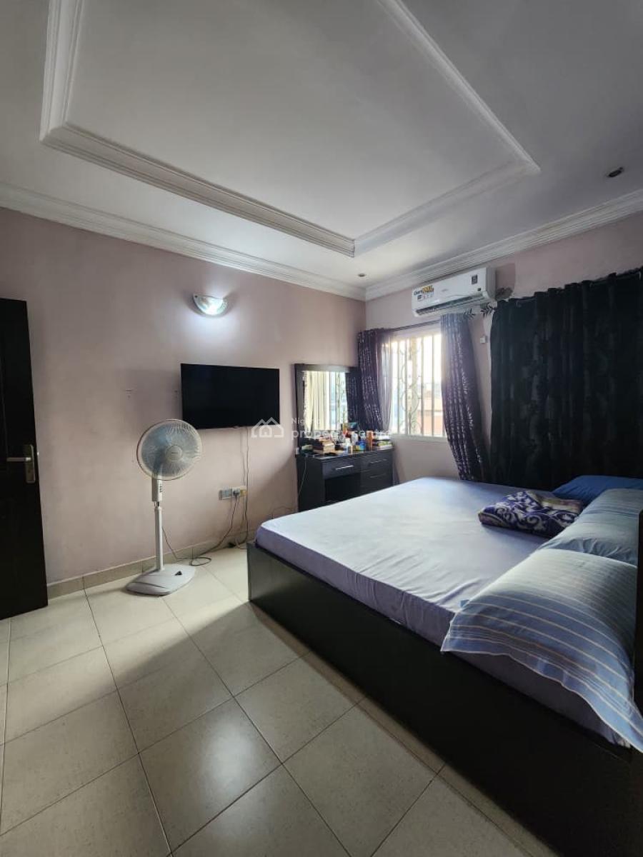 Lovely 4 Bedroom Terrace Duplex with Bq, Surulere, Lagos, Terraced Duplex for Sale