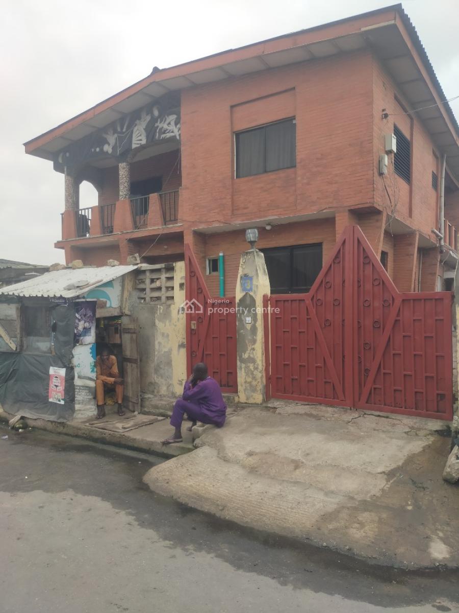 3 Bedroom Flat Up at Oworo Or, Oworo, Oworonshoki, Kosofe, Lagos, Flat / Apartment for Rent