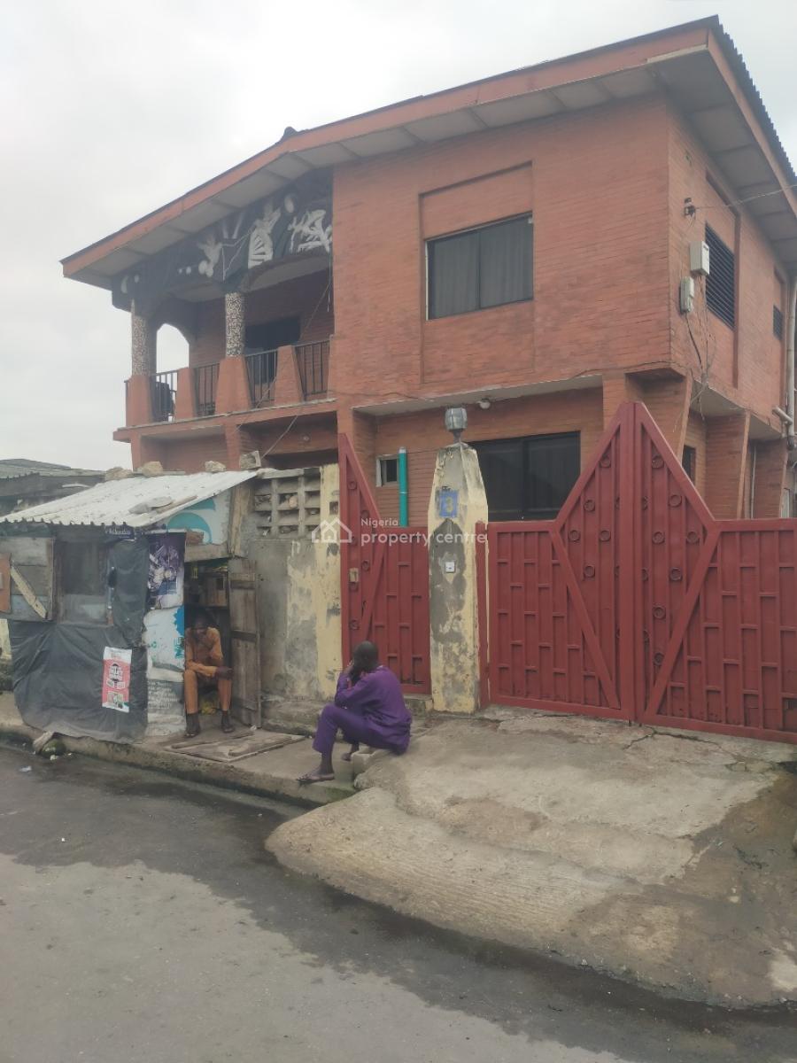 3 Bedroom Flat Up at Oworo Or, Oworo, Oworonshoki, Kosofe, Lagos, Flat / Apartment for Rent