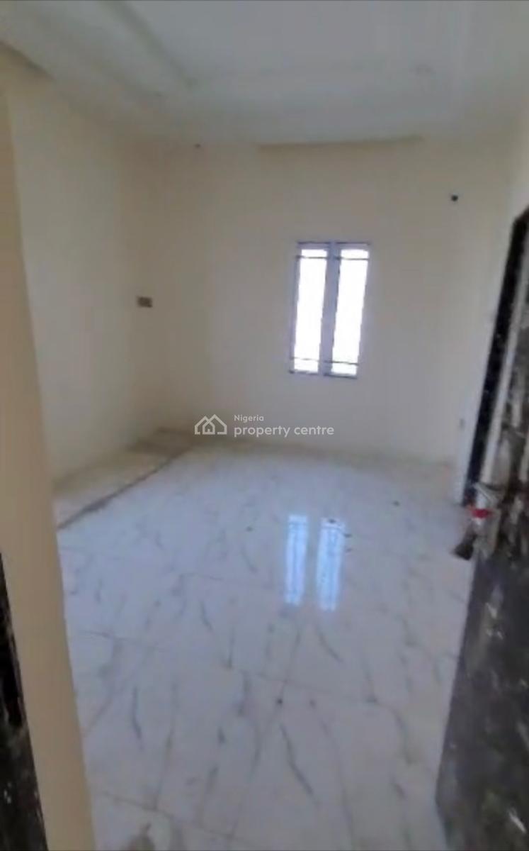 Luxury Spacious 3bedroom En-suite Flat, in a Mini Serene Estate, Dawaki, Gwarinpa, Abuja, Block of Flats for Sale