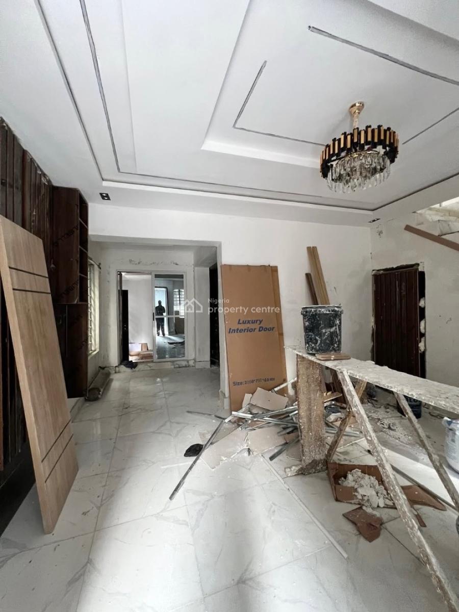 Well Built 5 Bedroom Detached Duplex in a Secured Estate, Lekki Right, Lekki Phase 1, Lekki, Lagos, Detached Duplex for Sale