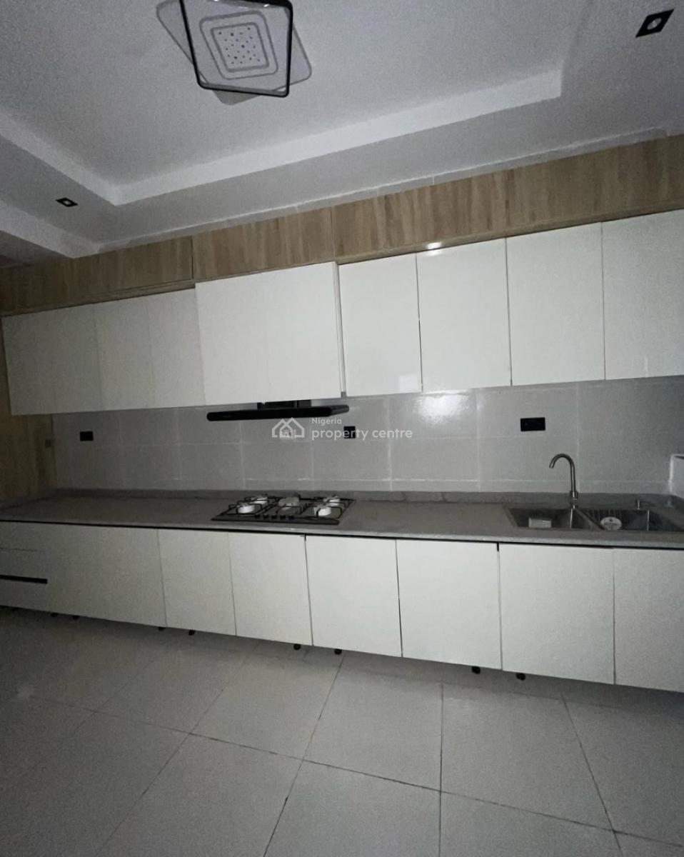 2 Bedroom Apartment, Ologolo, Lekki, Lagos, Flat / Apartment for Sale