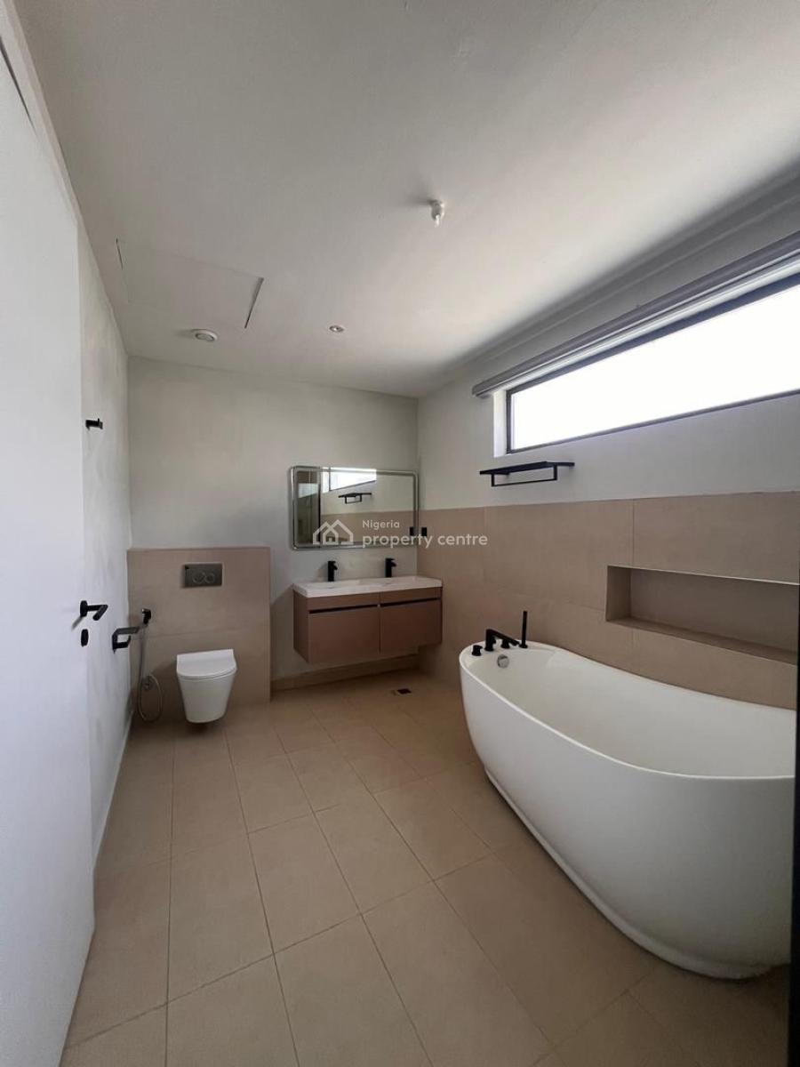 Spacious 5 Bedroom Detached Duplex, Lekki Phase 1, Lekki, Lagos, Terraced Duplex for Sale