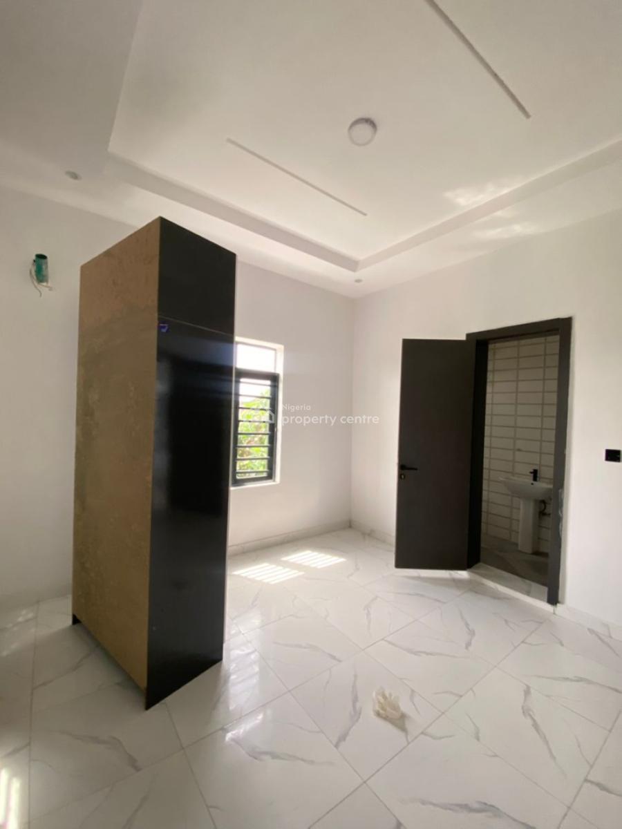 Luxury 2bedroom Apartment, Ajah, Lekki Phase 2, Lekki, Lagos, Block of Flats for Sale