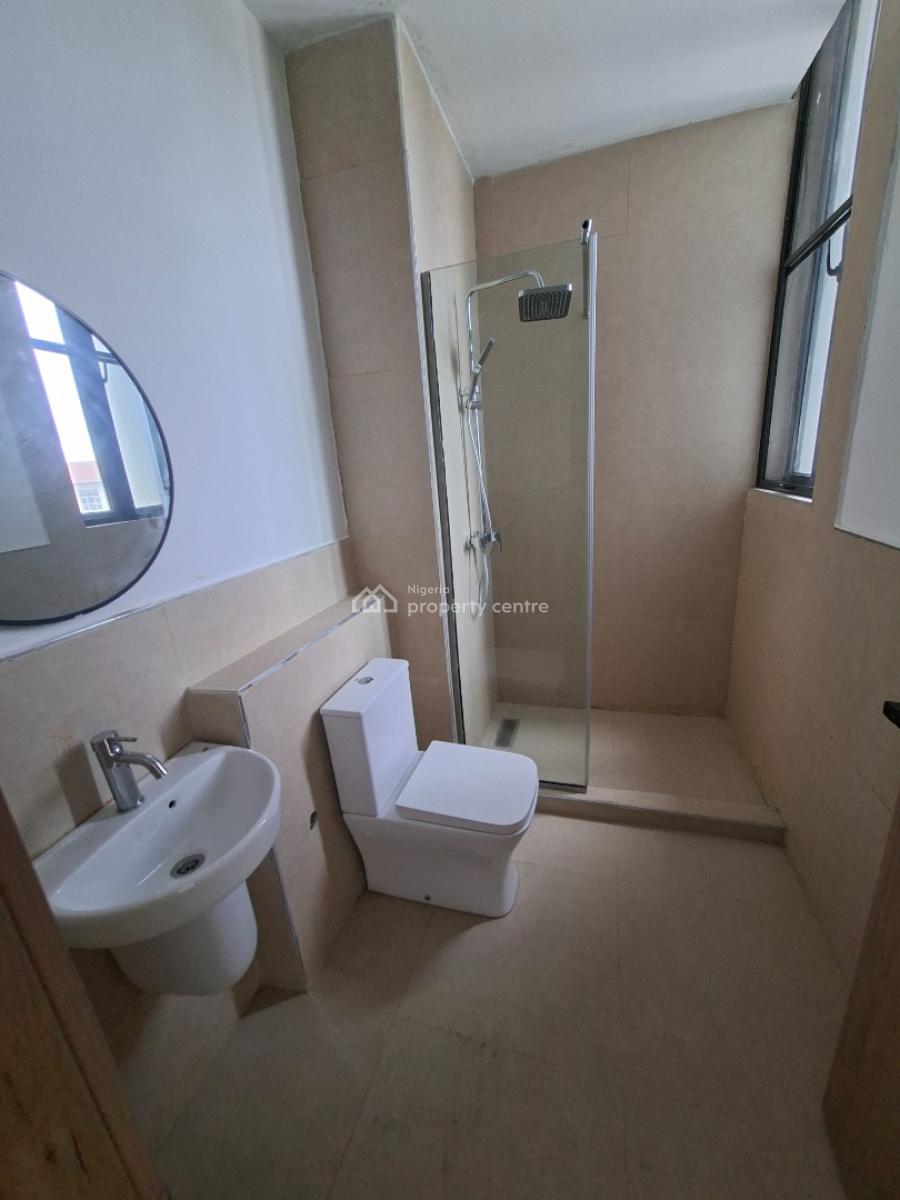 Luxury Newly Build 3bedroom with Bq and Gym, Lekki Phase 1 Off Admiralty Way & 2bed for N390m, Lekki Phase 1, Lekki, Lagos, Block of Flats for Sale