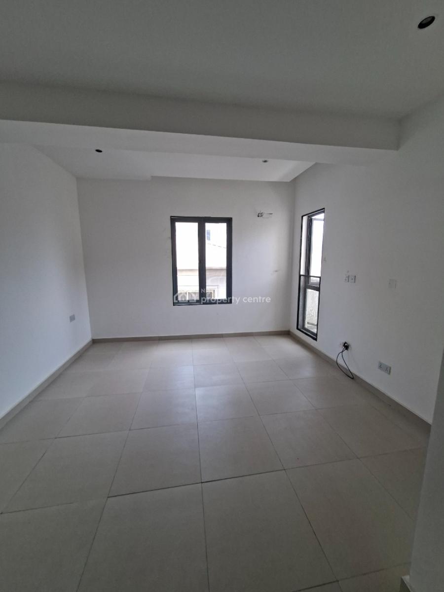Fully Service 2bedroom with Bq & Gym, Lekki Phase 1 Off Admiralty Way, Lekki Phase 1, Lekki, Lagos, Block of Flats for Sale